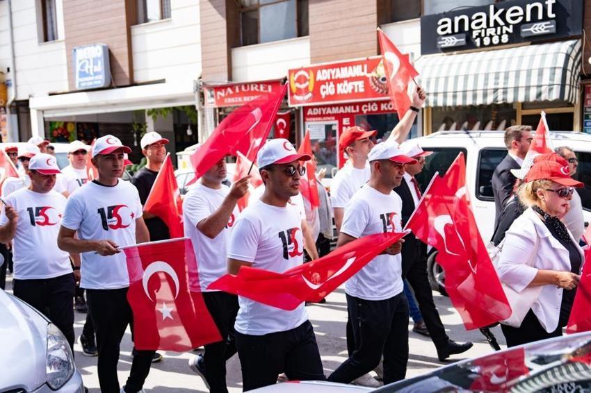 15 Temmuz: Milletin Zaferi... 81 ilde yüz binler şehirleri dualarla andı