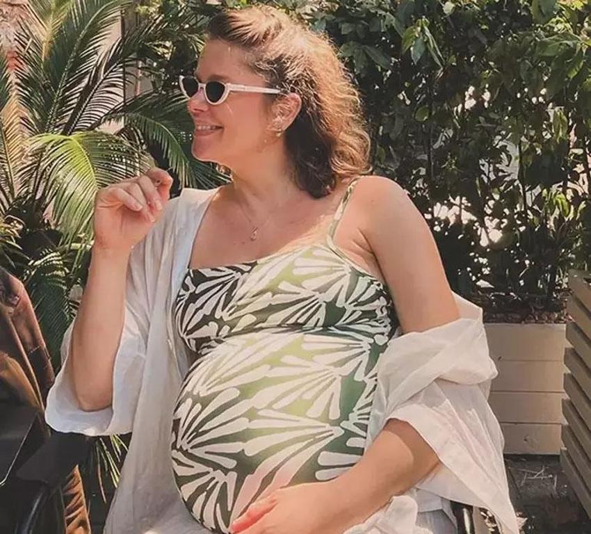 Burcu Biricik anne oldu... Kızının adı Luna oldu
