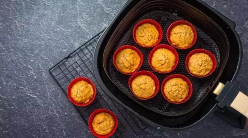 5 adımda Airfryer'da kek yapmak: Bu yöntemle kabardıkça kabarıyor