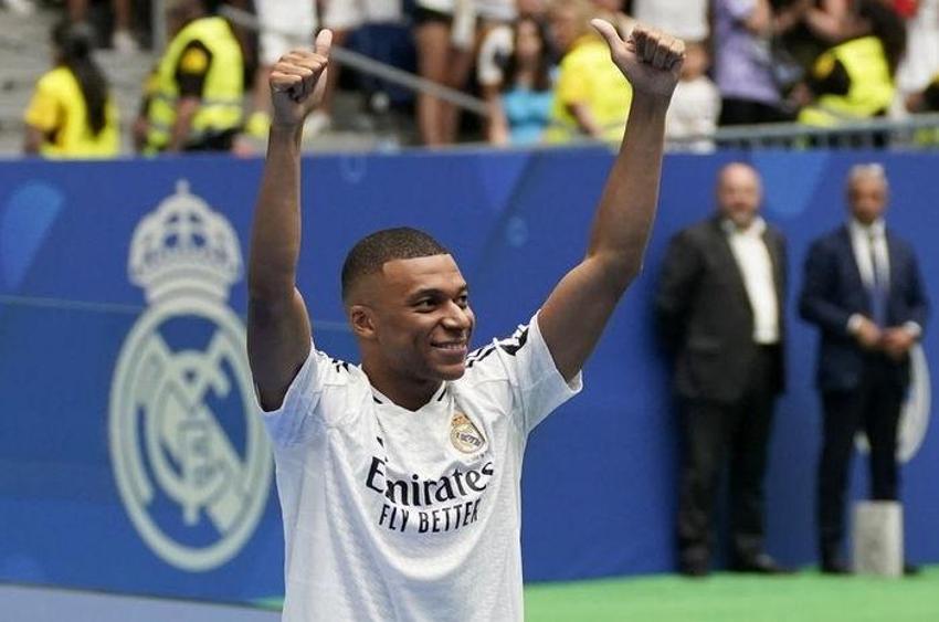Kylian Mbappe imzası tarihe geçti! Real Madrid tarihinde böyle transfer yok