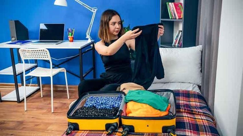 Adana’da üniversite öğrencilerinin barınma sorunu devam ediyor: Yurt fiyatları ev kiralarıyla yarışıyor, evde kalmak mı yoksa yurtta kalmak mı daha ekonomik?