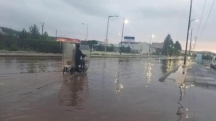 Meteoroloji son dakika raporunu yayınladı, birçok şehri uyardı: Gök gürültülü sağanak yağış etkili olacak