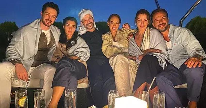 Murat Boz’dan nostaljik fotoğraf! ‘Bir elinde yarın, öbür elinde dün’