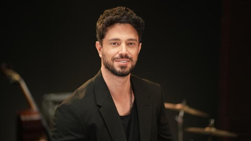 Murat Boz’dan nostaljik fotoğraf! ‘Bir elinde yarın, öbür elinde dün’
