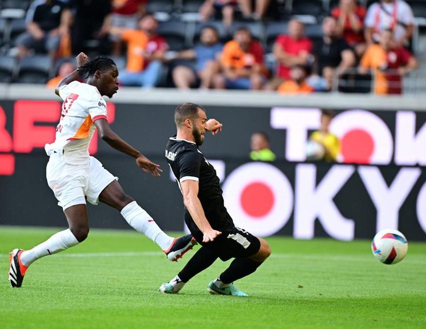 Galatasaray, Trencin'e gol oldu yağdı! Heyecan D-Smart'ta yaşandı