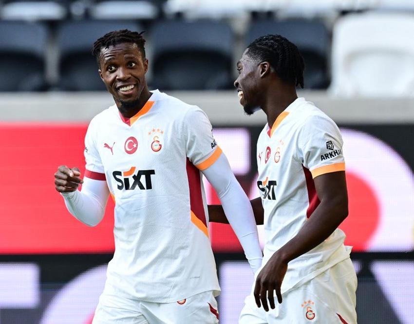 Galatasaray, Trencin'e gol oldu yağdı! Heyecan D-Smart'ta yaşandı