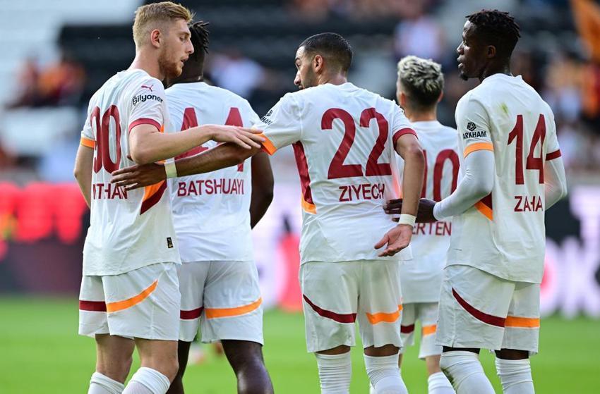 Galatasaray, Trencin'e gol oldu yağdı! Heyecan D-Smart'ta yaşandı
