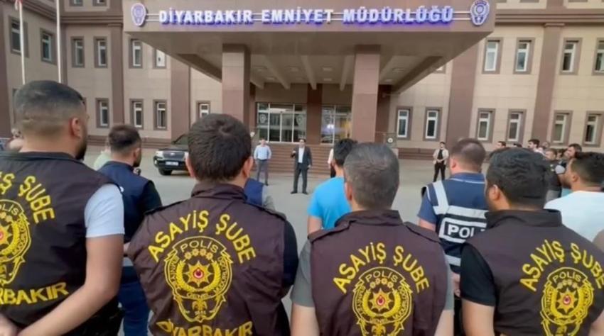 Kamu kurumlarının internet sitelerini kopyalayan çeteye operasyon: 7 ilde 27 kişi yakalandı
