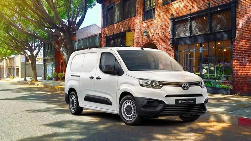 Toyota'nın bu modelinde yaptığı indirim inanılır gibi değil; Kampanyayı kaçıran bu yaz da üzülür