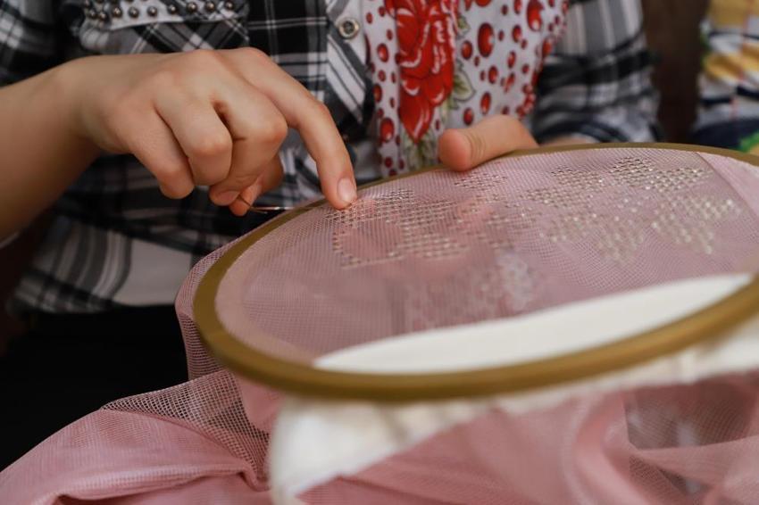 Gaziantep'te yaz kurslarına yoğun ilgi: 16 branşta 3 binden fazla kişi faydalanıyor