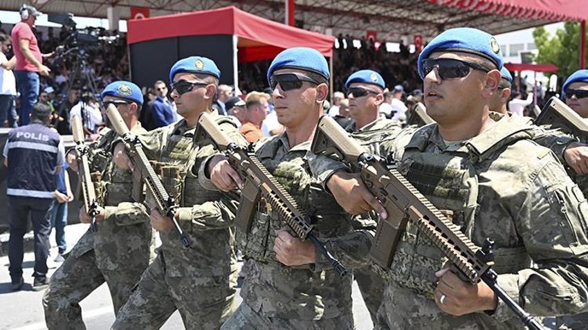 Kıbrıs Barış Harekatı'nın 50. yıl dönümünde tarihi görüntüler! 50 gemiyle geçit töreni, Türk Yıldızları, AKINCI TİHA...