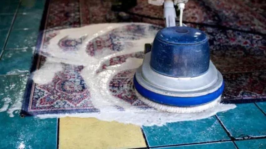 Halı yıkatma fiyatı cep yakıyorken bu tüyo 10 numara iş yapıyor! Bulaşık tabletiyle ilk günkü haline dönüyor