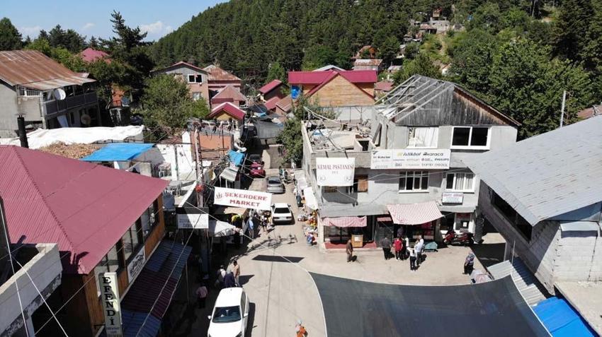 Adana'nın kavurucu sıcağından kaçanlar soluğu orada aldı! Yaz mevsiminde ziyaretçi akınına uğruyor