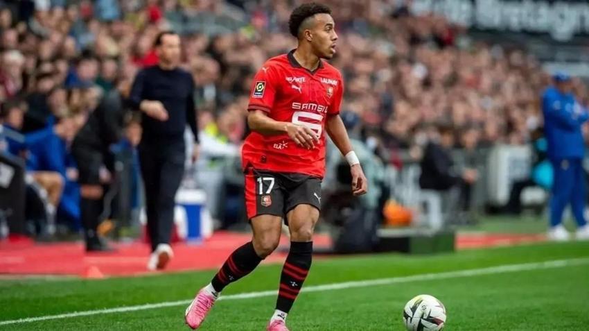 Barış Alper Yılmaz tatilde değil İngiltere'de! Galatasaray'da transfer yerine şampiyon kadro bozuluyor: Eksiklere sağ beke bir de kanat forvet eklendi!