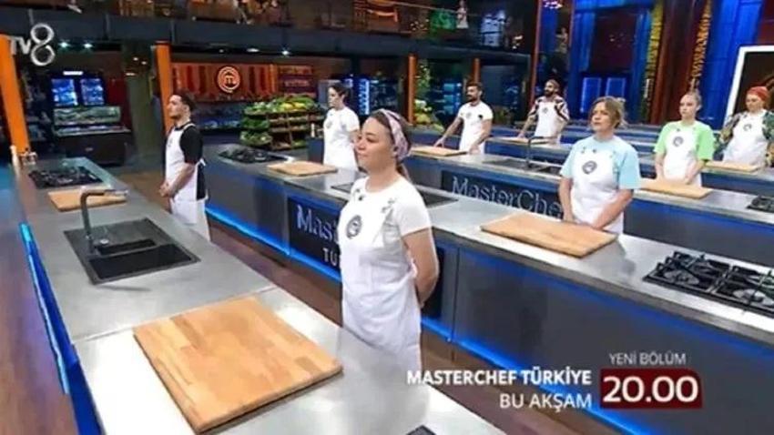 Masterchef'te 10. yarışmacı belli oldu! MasterChef'te 10. önlüğü kim aldı, ana kadroya kim girdi