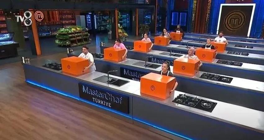Masterchef'te 10. yarışmacı belli oldu! MasterChef'te 10. önlüğü kim aldı, ana kadroya kim girdi