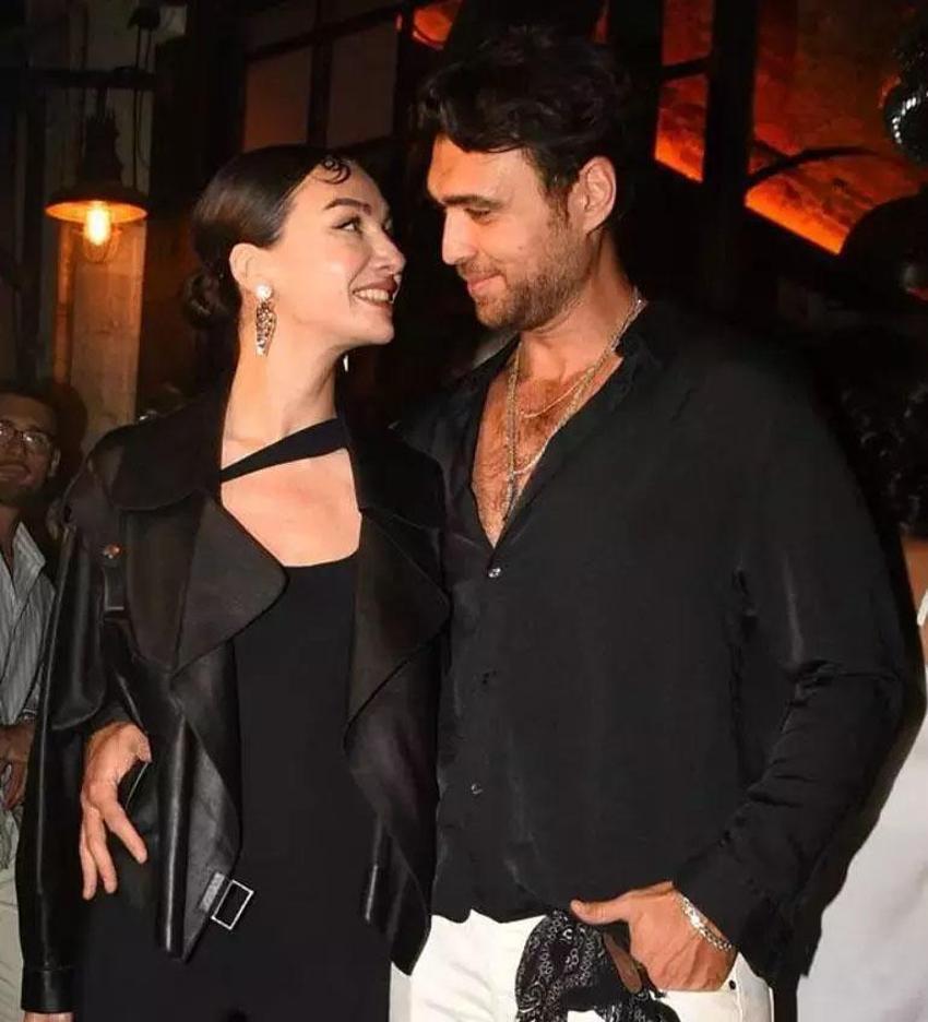 Birce Akalay sevgilisiyle hastaneye gitti! Sette kaza geçirmiş