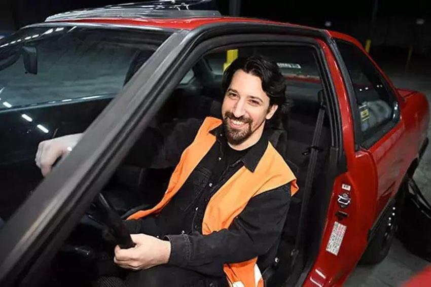 Barış Manço’nun arabası yola çıktı! ‘Babam bu aracı annem için almış’