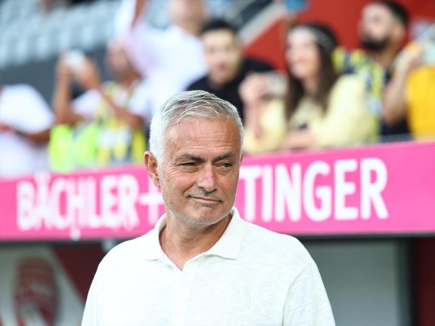 Mourinho denedi kimse çıt çıkarmadı, İsmail Kartal aynısını yapsa yerin dibine sokardı