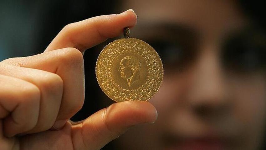 Dolar ve altında kritik seviye! Zarar etmek istemeyen yatırımcıya uyarı geldi