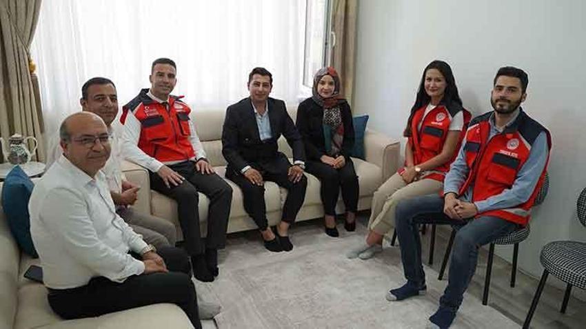 Gaziantep'te bir çift evlilik kredisiyle yuvalarını kurdu: Yeni evlenenlere 2 yıl evlilik akademisi 