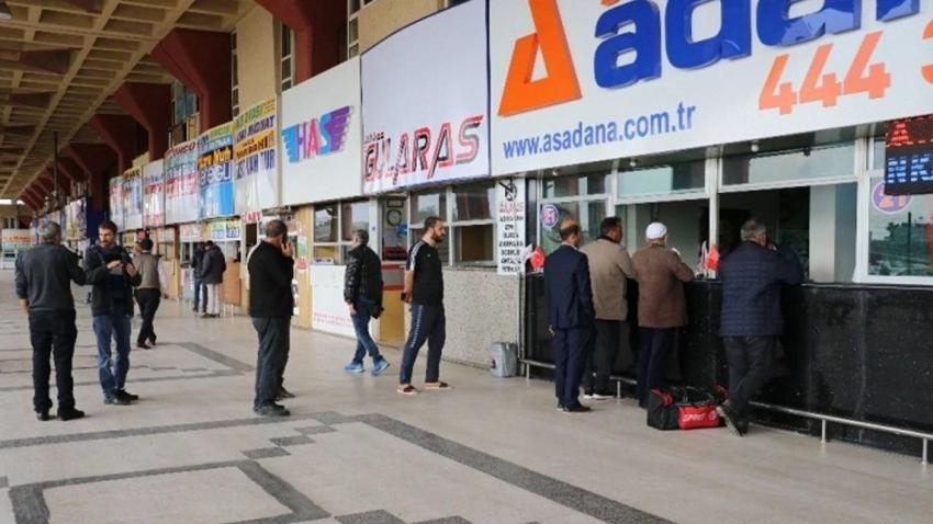 Otobüsten inen yabancıyı saniyesinde tanıyorlar! Adana otogarında ilginç gelenek: Yolcular dikkat