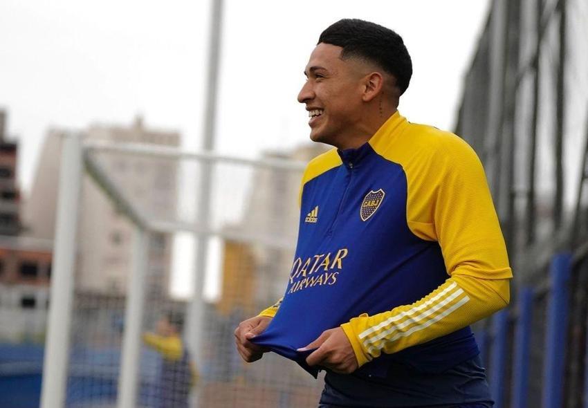 Okan Buruk Arjantin futbolunun geleceğini istedi, Galatasaray'a 6/8 komple paket yıldız geliyor! Torreira rahat nefes alacak