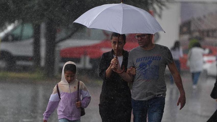 Meteoroloji'den birçok il için sağanak yağış uyarısı yapıldı! Uzman isim açıkladı: Afrika'dan eyyam-ı bahur sıcakları geliyor