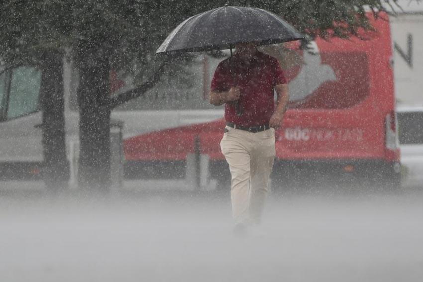 Meteoroloji'den birçok il için sağanak yağış uyarısı yapıldı! Uzman isim açıkladı: Afrika'dan eyyam-ı bahur sıcakları geliyor