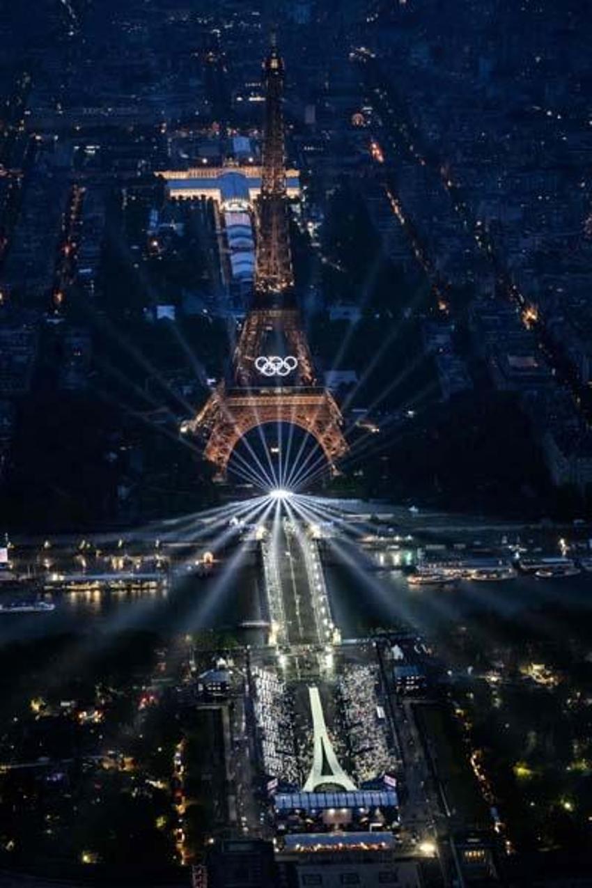 Paris 2024 açılışının ardından dünya ikiye bölündü: Rezalet mi, muhteşem mi?