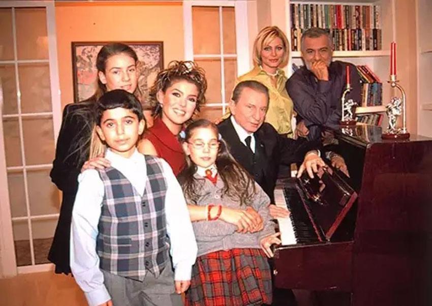 Kenan Işık'ın cenazesi ailesine teslim edildi! Karşıyaka Mezarlığı'na defnedilecek