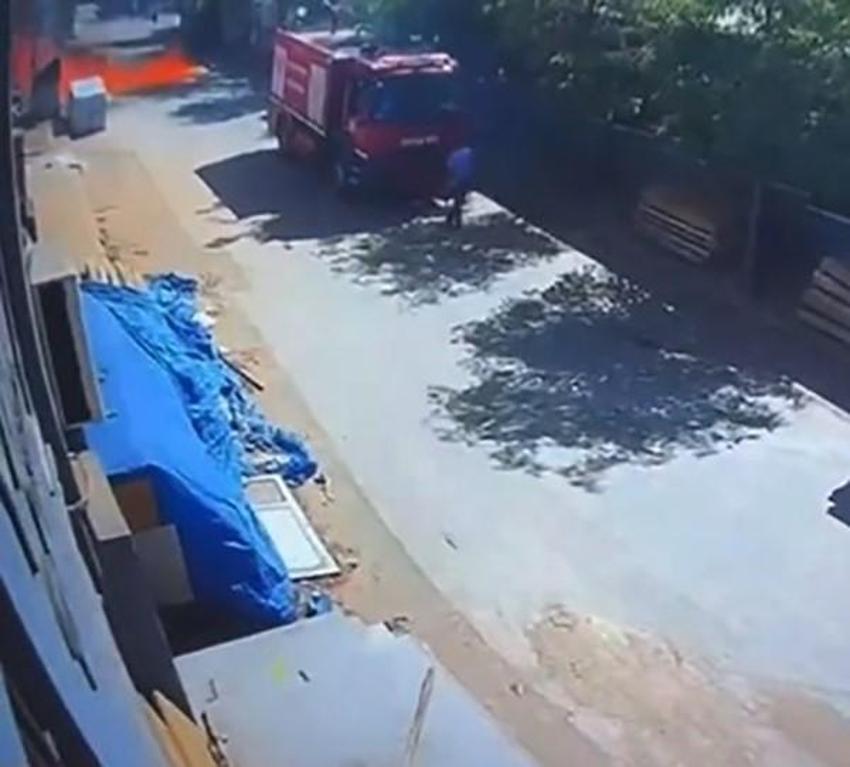 Gaziantep'te fabrikada yanan boya ve tinerler lav gibi sokağa yayıldı