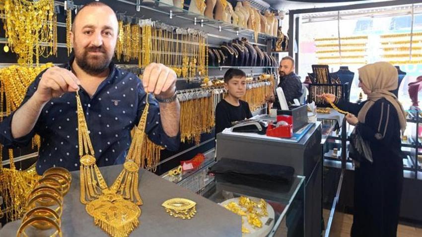 Düğün sahiplerini kara kara düşündürüyor! Vanlı esnaf üretti vatandaşlar akın ediyor