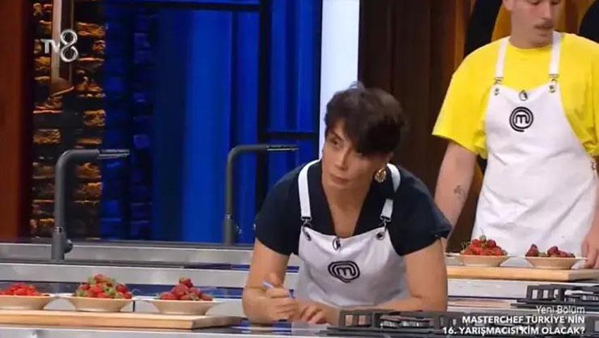 Masterchef'te 16. yarışmacı belli oldu! Mehmet Şef şok geçirdi