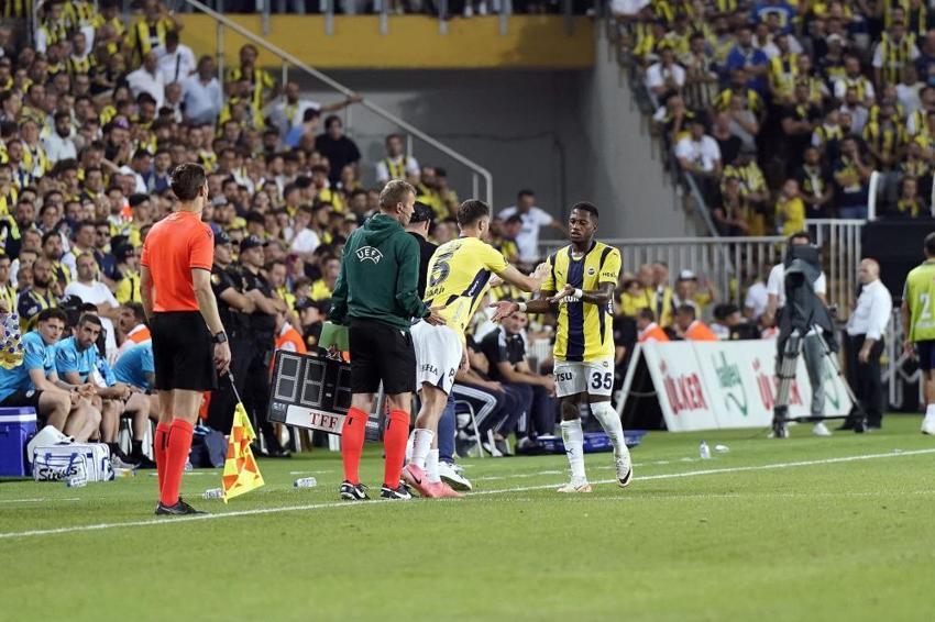 Mourinho 45 dakika dayanabildi! Krunic, Ryan Kent yerine yıldız oyuncunun sözleşmesi feshedildi