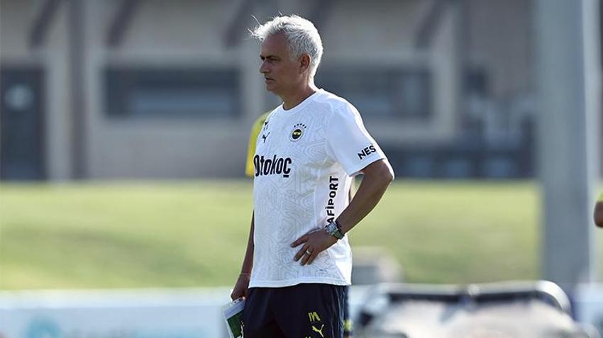 Krunic, İrfan Can Kahveci'yi yaktı kriz patladı! Mourinho, Ali Koç'a talimatı verdi, transfer olmayacak