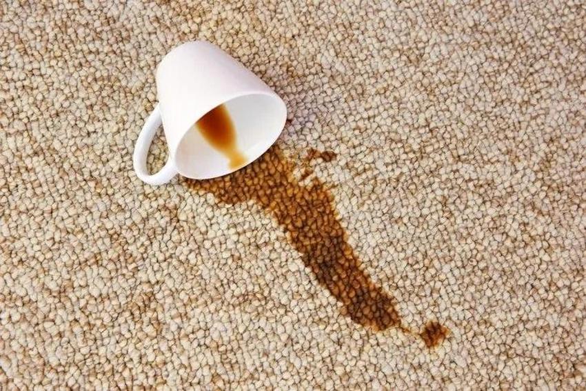 Mutfakta deterjanın gücünü 10 kat artırıyor! İçerisine iki yemek kaşığı...