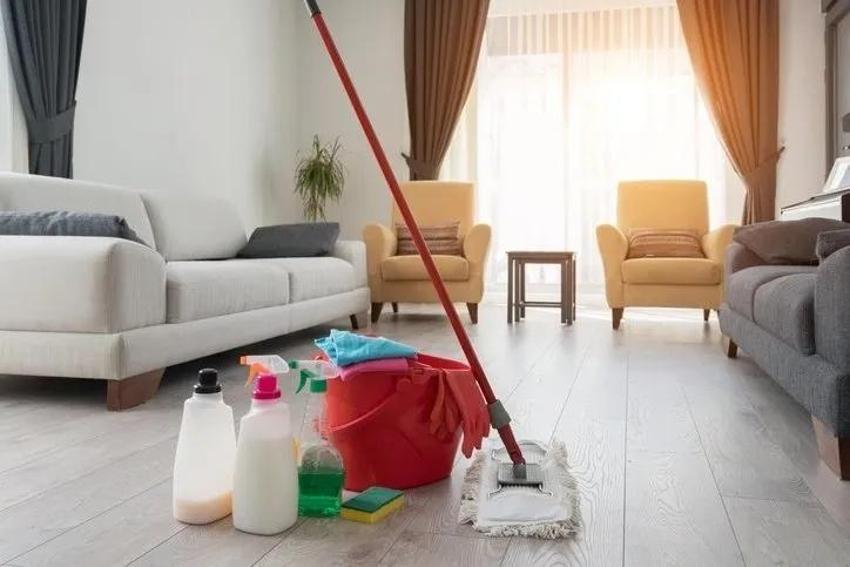 Mutfakta deterjanın gücünü 10 kat artırıyor! İçerisine iki yemek kaşığı...