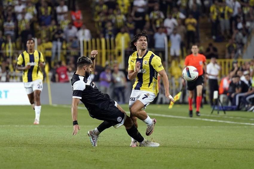 Fenerbahçe'de 2 ayrılık birden! Yaptığı hareket sonu oldu, Mourinho artık görmek istemiyor