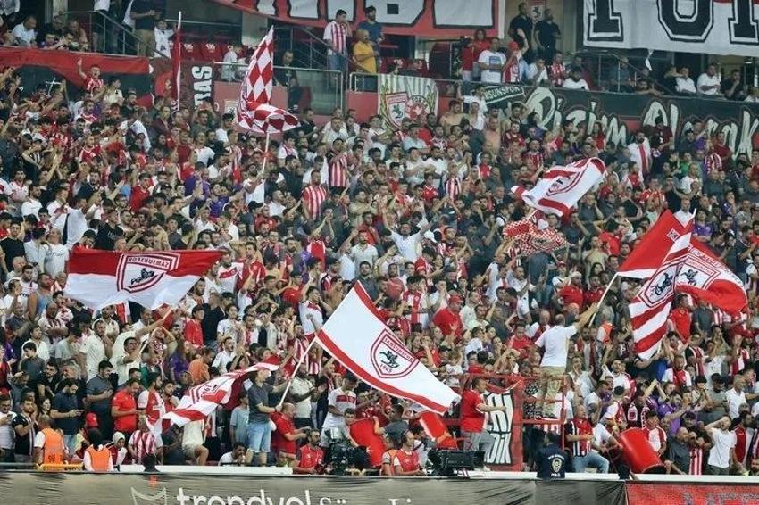 Süper Lig'in seyirci rekortmeni takımı belli oldu! En çok seyirci çeken stadyumlar listesinde zirve onun!