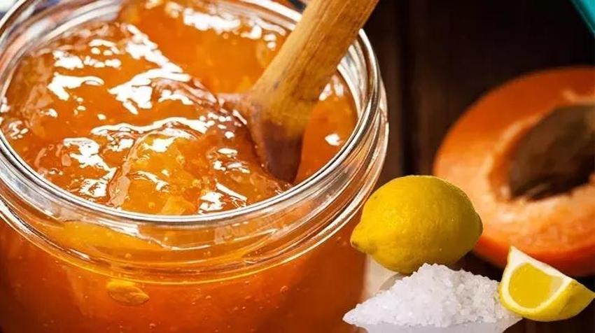 Kıvamı tutmayan reçel yapma kaygısına son! Bu yöntemle kayısı reçeli kış boyunca şekerlenmiyor: Ev hanımları bunu hep yapıyor! Meyvesinin diri kalması için...