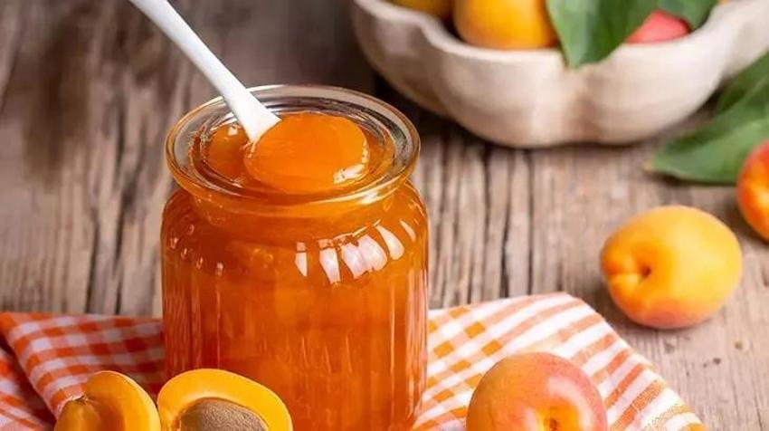 Kıvamı tutmayan reçel yapma kaygısına son! Bu yöntemle kayısı reçeli kış boyunca şekerlenmiyor: Ev hanımları bunu hep yapıyor! Meyvesinin diri kalması için...
