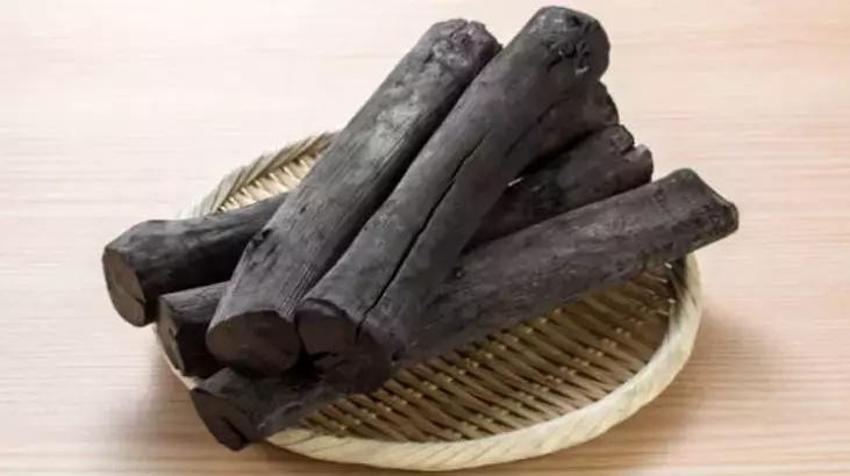1 kaşığı dolap kokusunu yok ediyor! Kıyafette küflenmeye mutfakta çözüm var: Nemi vakum gibi çekiyor