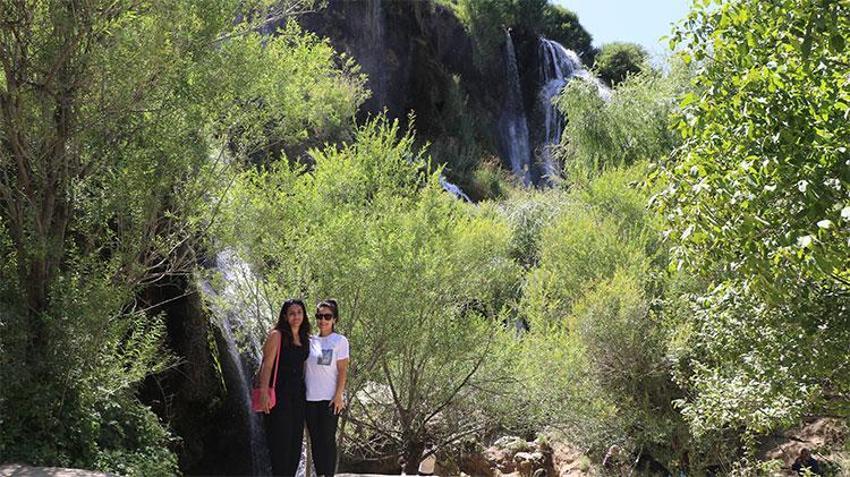  Aşırı sıcaklara buz gibi çözüm! Vatandaşlar Erzincan'a akın ediyor 