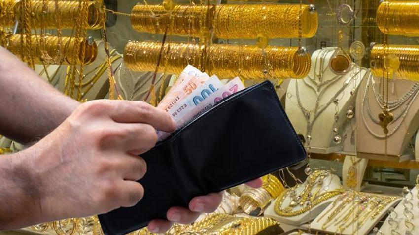 Gram altın için sürpriz yıl sonu beklentisi! Orta Doğu’da çatışmalar piyasaları hareketlendirdi