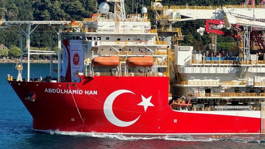 Rize için petrol müjdesi verildi! Abdülhamid Han gemisi yola çıktı