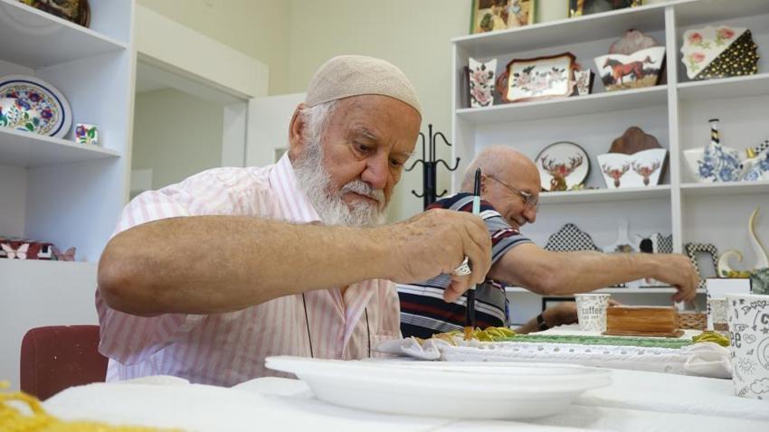 Gaziantep'te alzheimer hastaları 'Moral Evi' sayesinde hastalığın ilerlemesini durduruyor