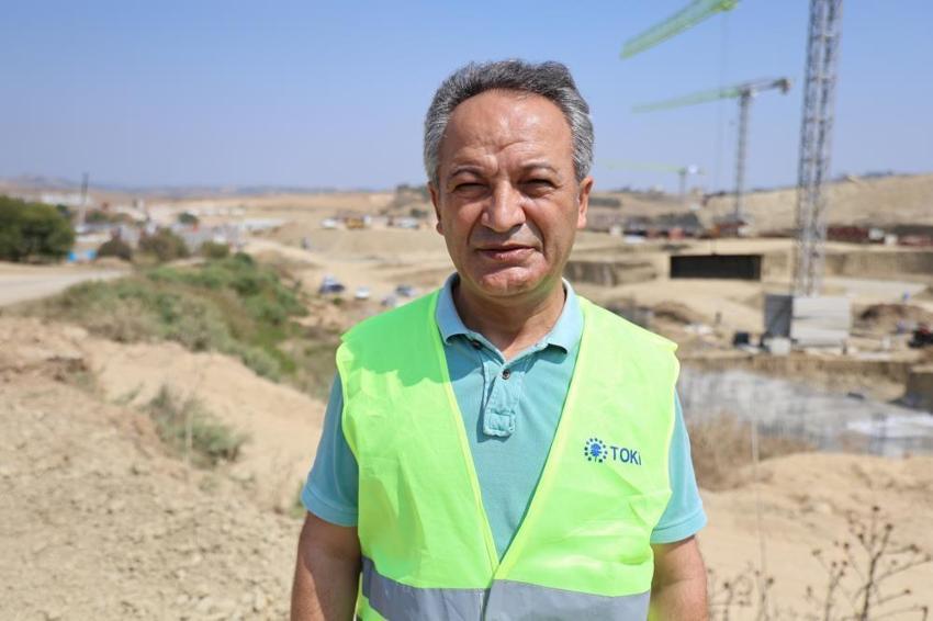 Adana'da TOKİ Konutları yükselmeye devam ediyor: 3 vardiya sistemiyle gece gündüz çalışılıyor