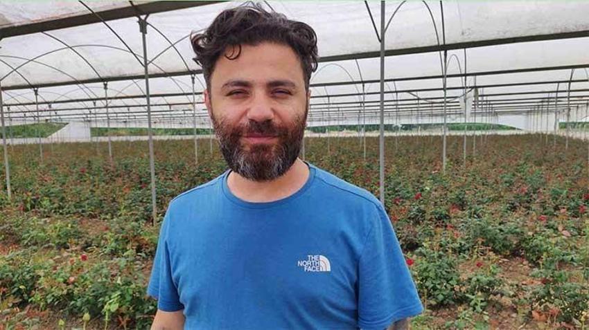 Kimin yardıma ihtiyacı varsa Ogün Abi orada! Yüzlerce aileye yardım eli uzatıyor: Adanalı çocukların yüzünü güldürüyor