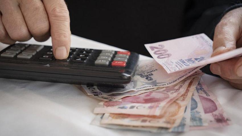 Emekli milyonlara müjde geldi! Maaş farkları hesaba yatıyor! SSK ve Bağ-Kurluların kök maaşı nasıl bulunur?